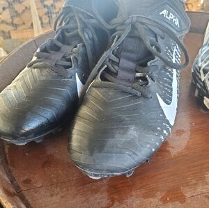 Men's Black Athletic Shoes